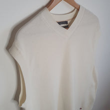 Load image into Gallery viewer, Tommy Hilfiger V-Neck Golfers Jumper
