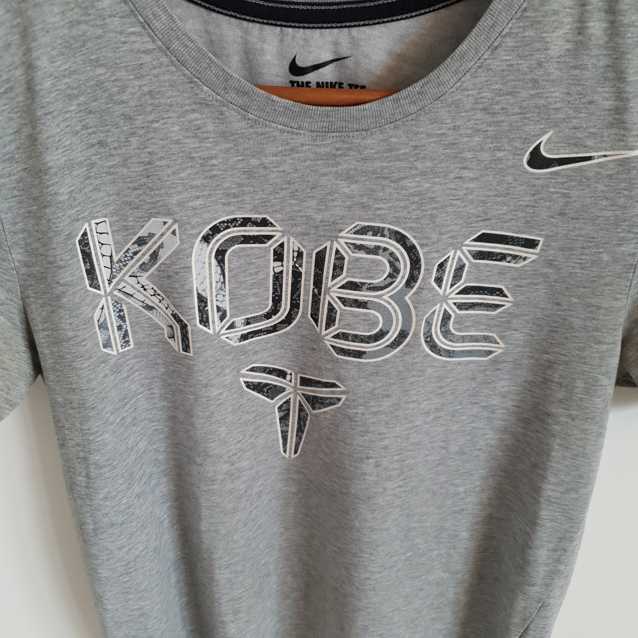 T shirt shop kobe donna grigio